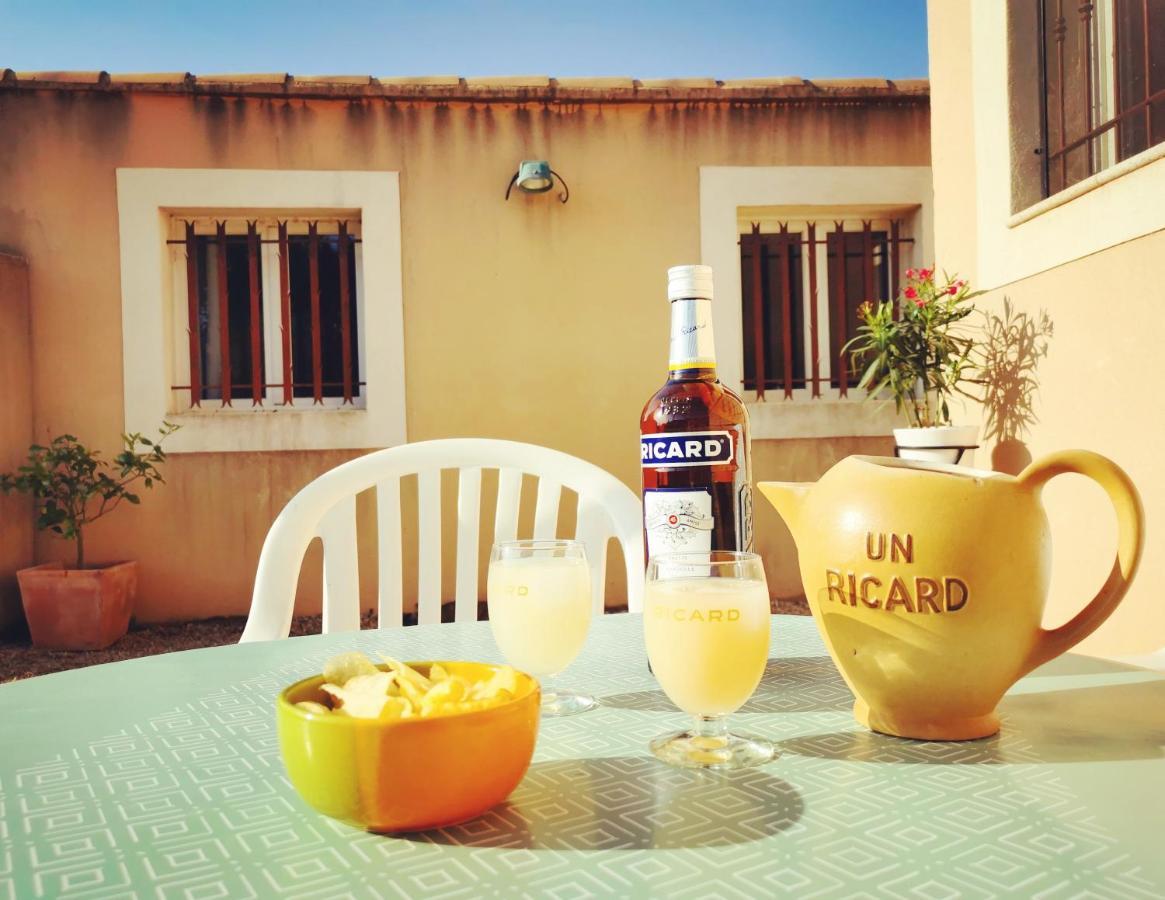 Maison De Vacances L'Hote Champetre Campagne Arlesienne Ngoại thất bức ảnh