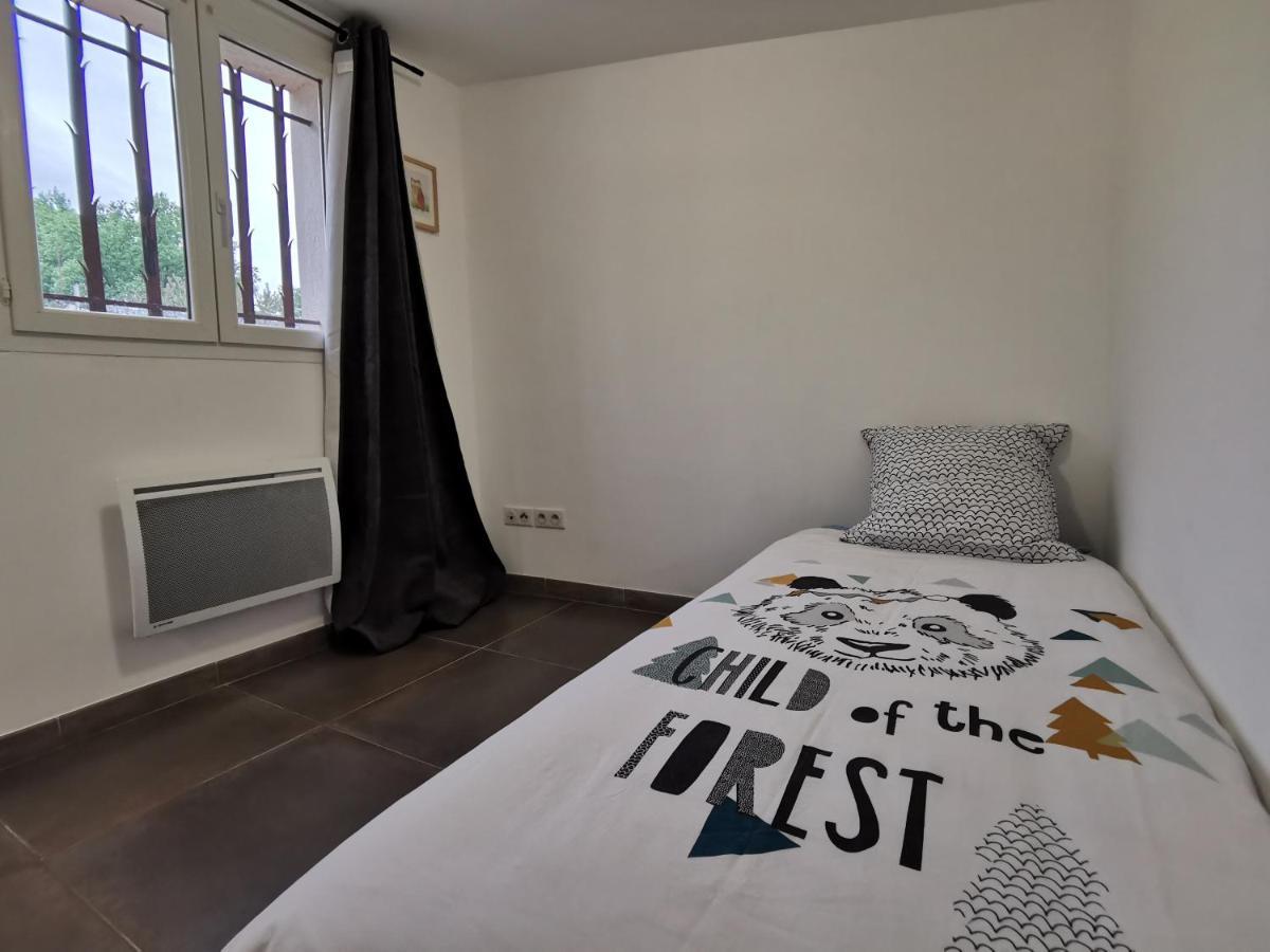 Maison De Vacances L'Hote Champetre Campagne Arlesienne Ngoại thất bức ảnh