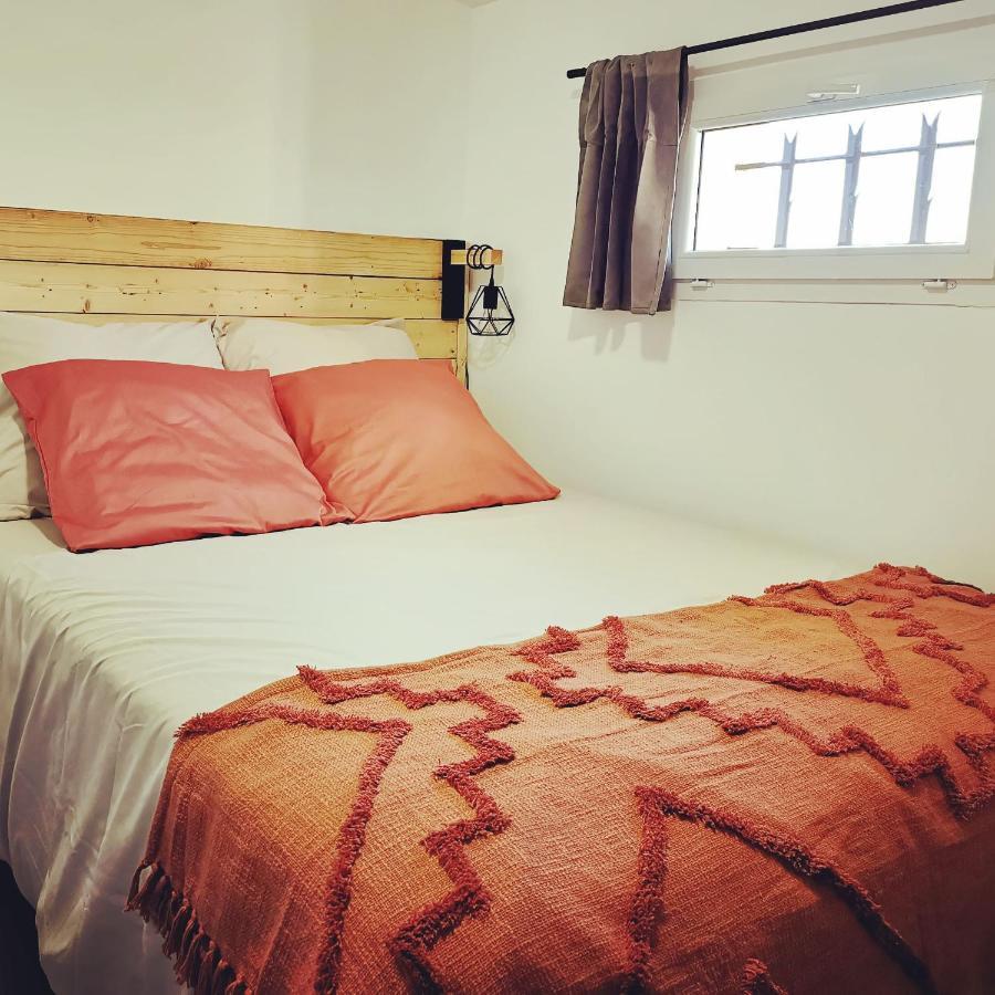 Maison De Vacances L'Hote Champetre Campagne Arlesienne Ngoại thất bức ảnh