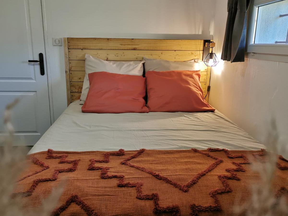 Maison De Vacances L'Hote Champetre Campagne Arlesienne Ngoại thất bức ảnh