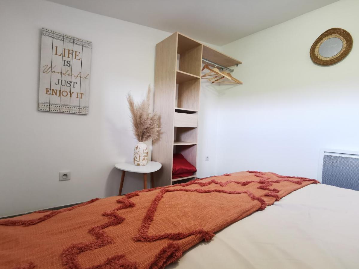 Maison De Vacances L'Hote Champetre Campagne Arlesienne Ngoại thất bức ảnh